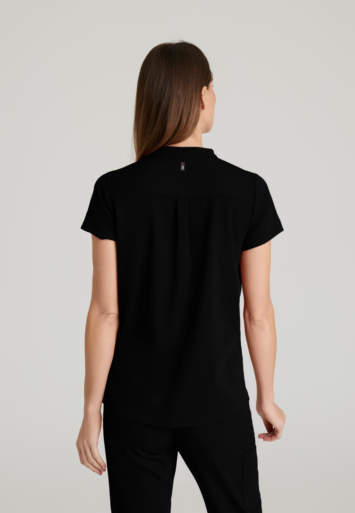 GRST230 Women's Avery 2-Pocket Top Black w/ University Orthopedics Logo