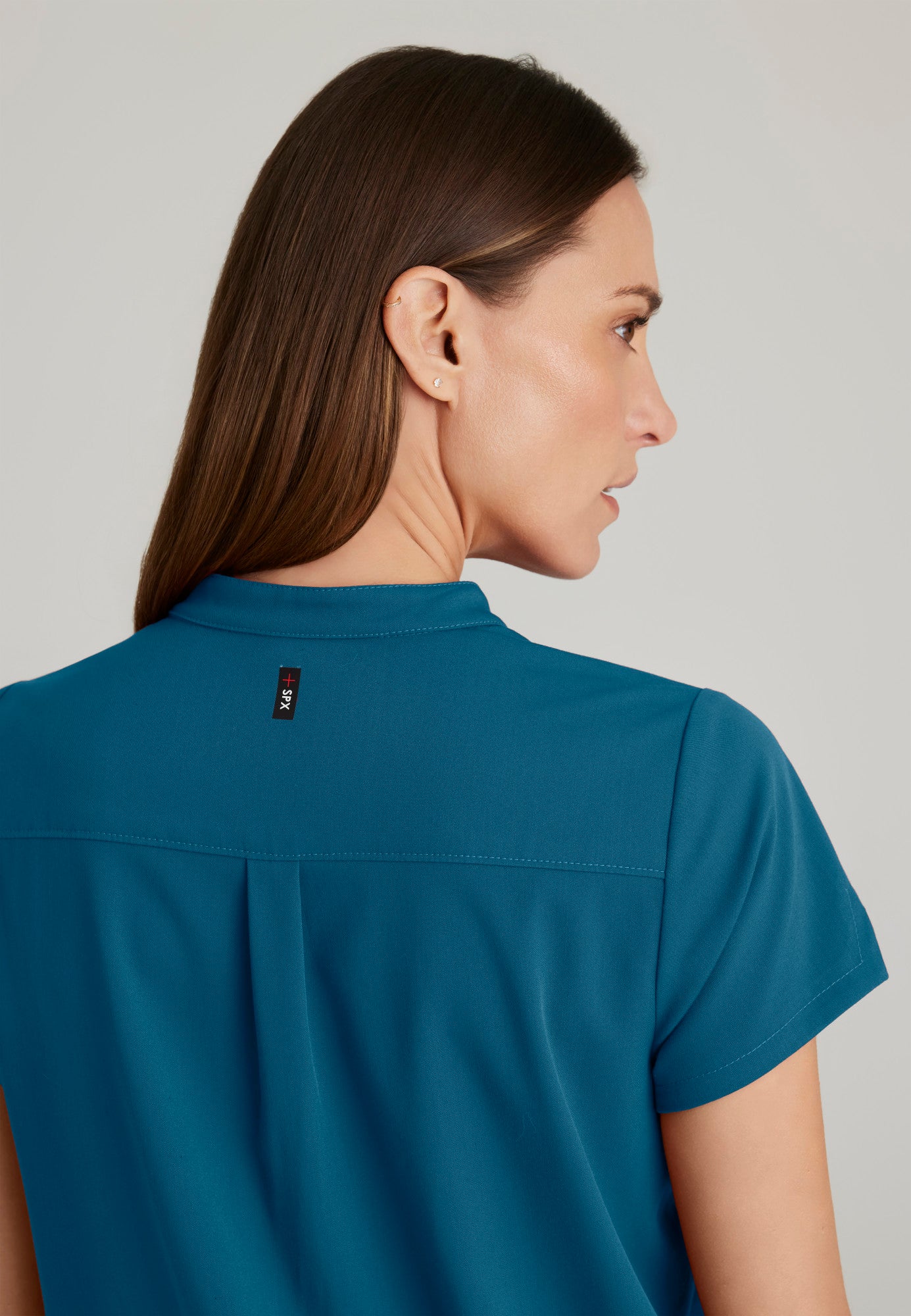 GRST230 Women's Avery 2-Pocket Top Caribbean w/ University Orthopedics Logo